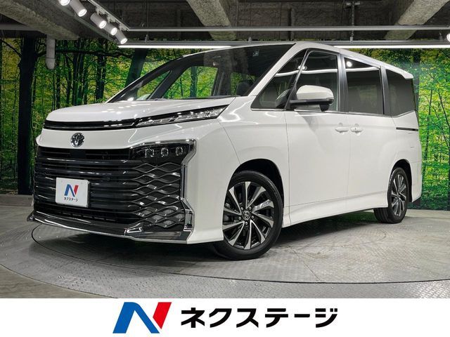 TOYOTA / VOXY