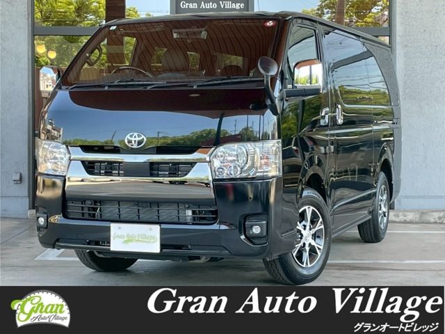 TOYOTA / HIACE van 2WD
