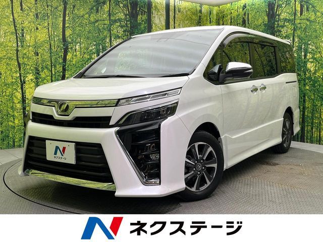 TOYOTA / VOXY