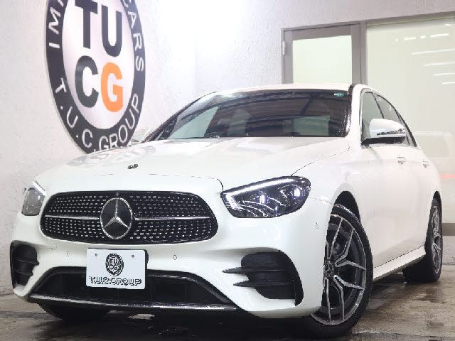 MERCEDES BENZ / MERCEDES BENZ E class sedan