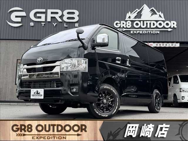 TOYOTA / HIACE van 4WD