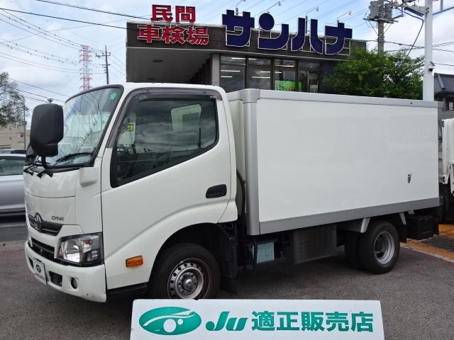 TOYOTA / DYNA