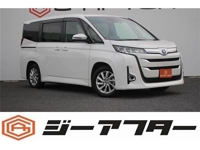 TOYOTA / NOAH HYBRID