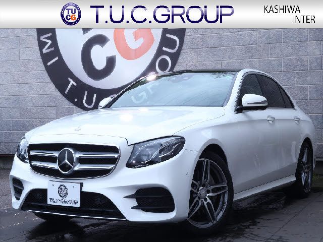 MERCEDES BENZ / MERCEDES BENZ E class sedan