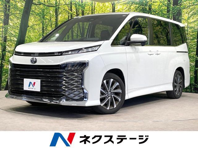 TOYOTA / VOXY