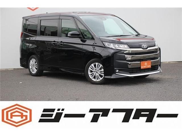 TOYOTA / NOAH