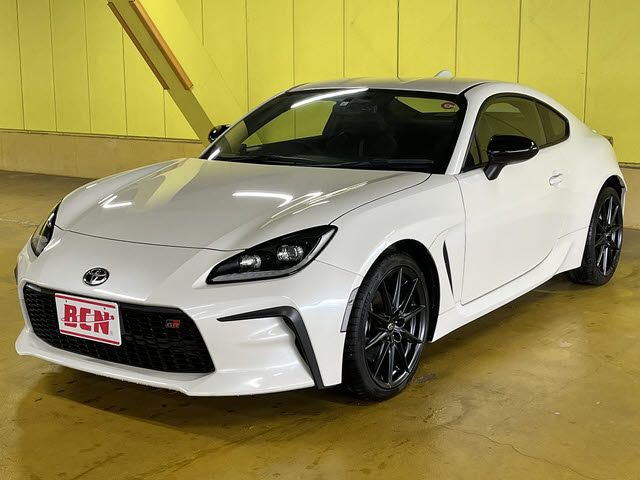 TOYOTA / GR86