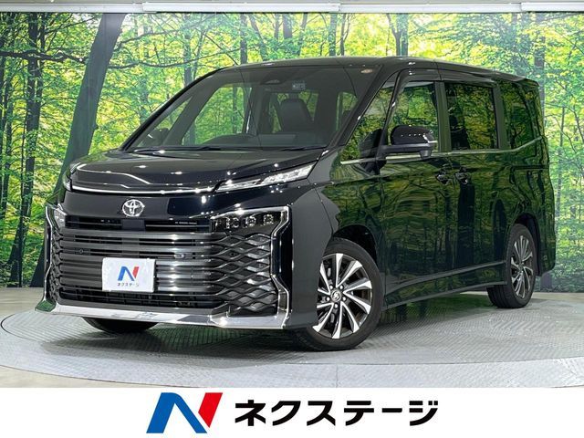 TOYOTA / VOXY