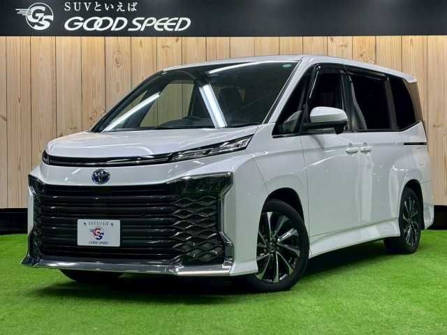 TOYOTA / VOXY HYBRID