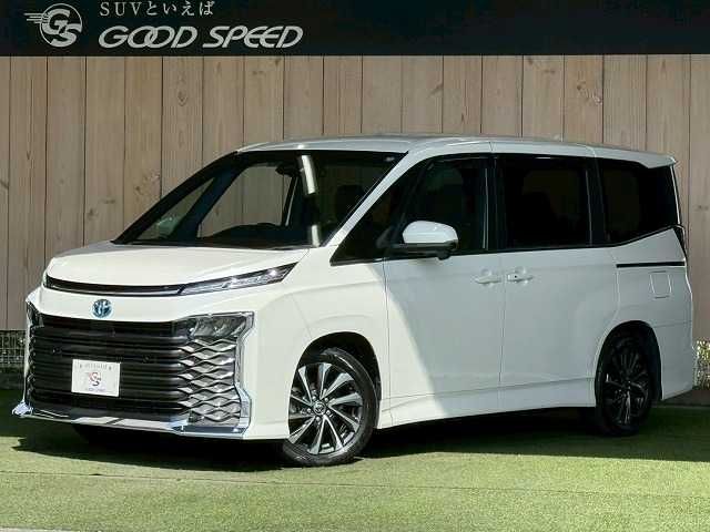 TOYOTA / VOXY HYBRID