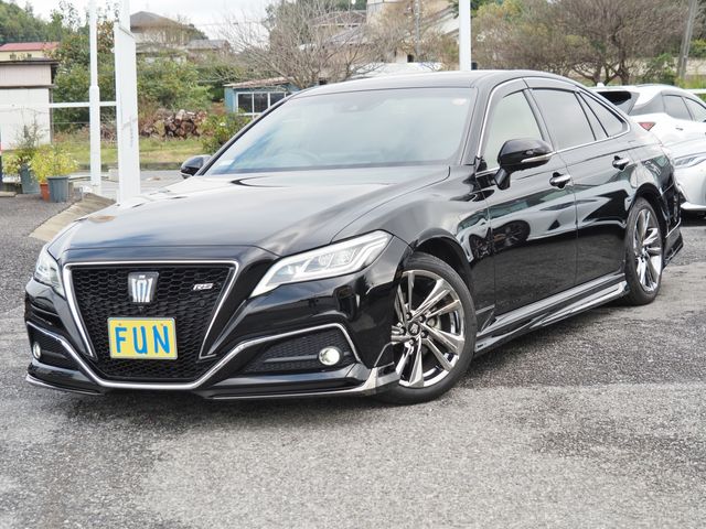 TOYOTA / CROWN sedan hybrid