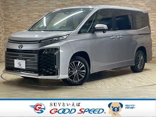 TOYOTA / VOXY HYBRID 4WD
