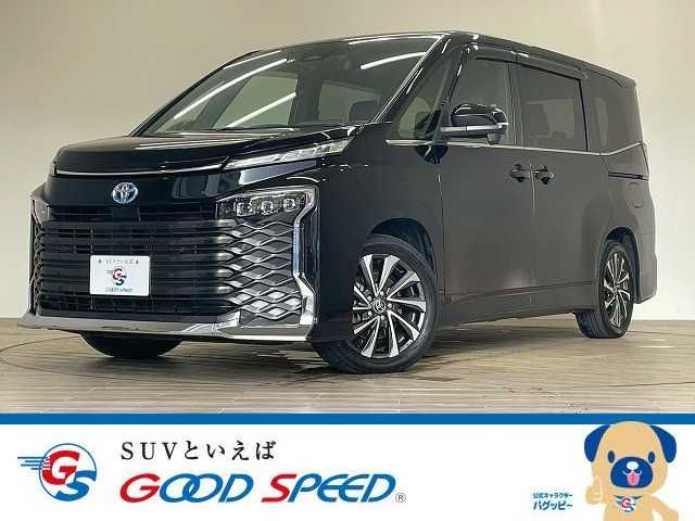 TOYOTA / VOXY HYBRID