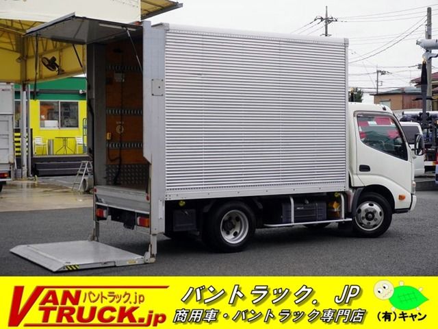 HINO / DUTRO