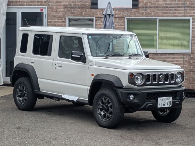 SUZUKI / JIMNY NOMADE