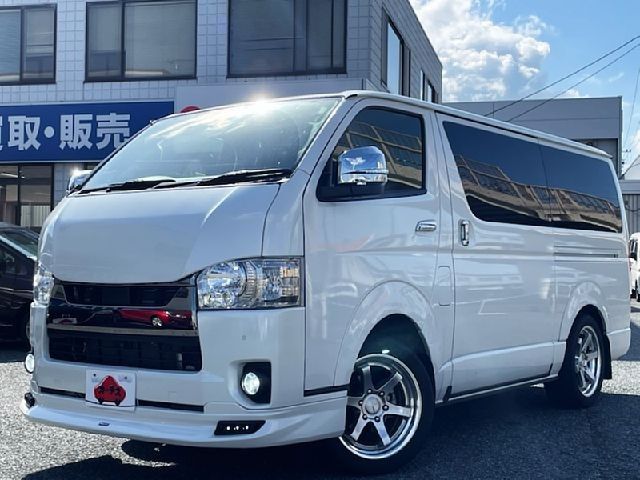 TOYOTA / HIACE van 4WD