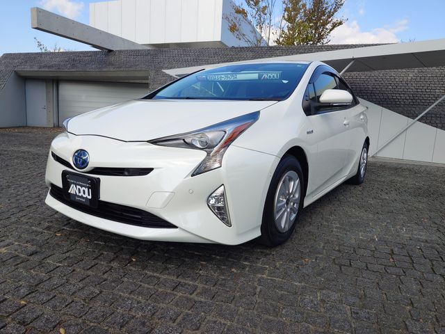 TOYOTA / PRIUS