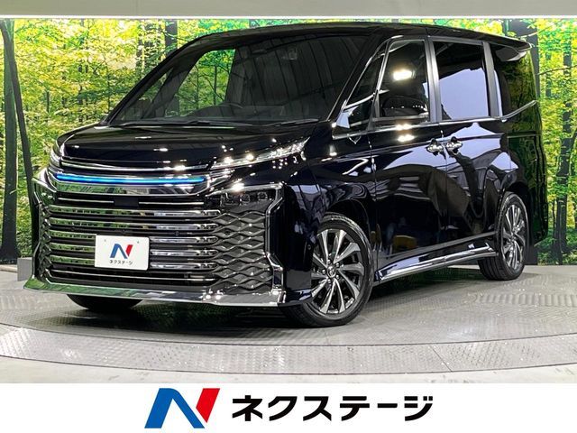 TOYOTA / VOXY