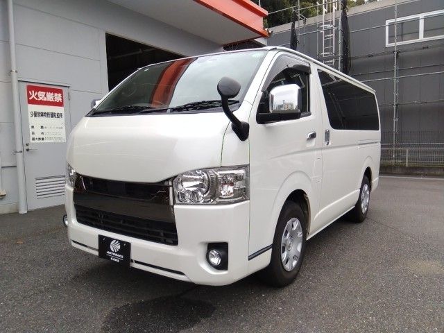 TOYOTA / HIACE van 2WD