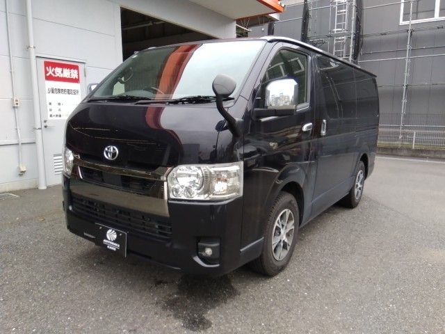 TOYOTA / HIACE van 2WD