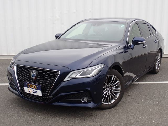 TOYOTA / CROWN sedan hybrid