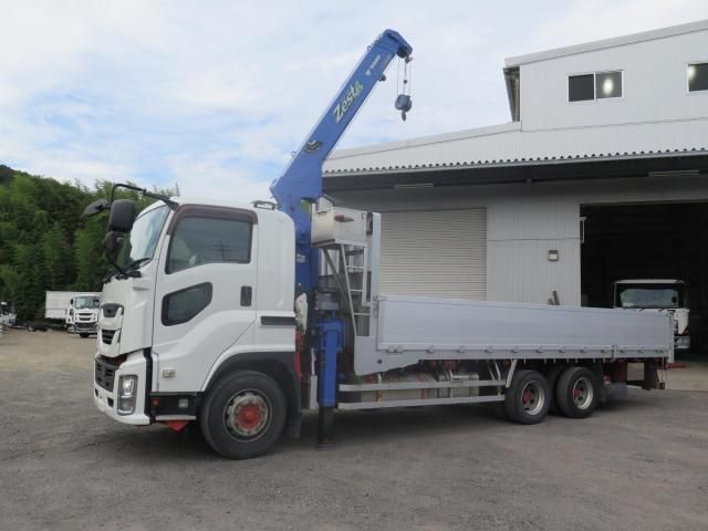ISUZU / GIGA