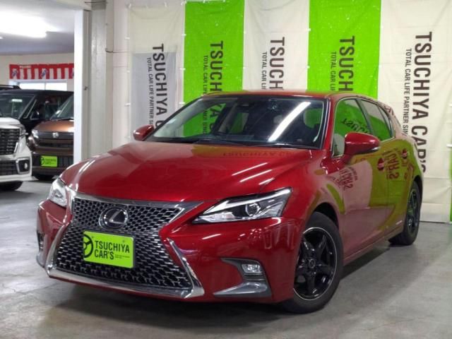 TOYOTA / LEXUS CT200h