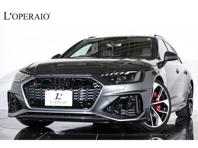 AUDI / AUDI RS4 AVANT