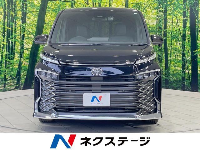 TOYOTA / VOXY