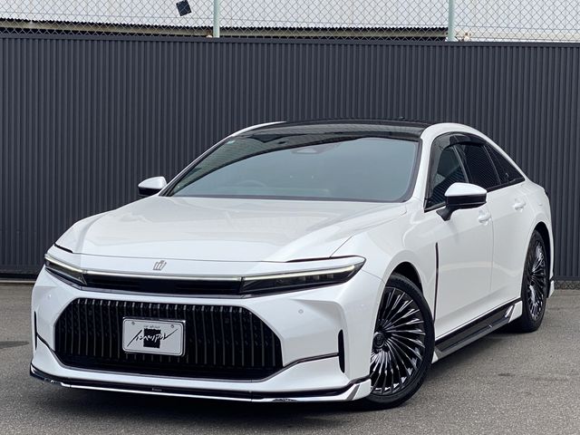 TOYOTA / CROWN sedan hybrid