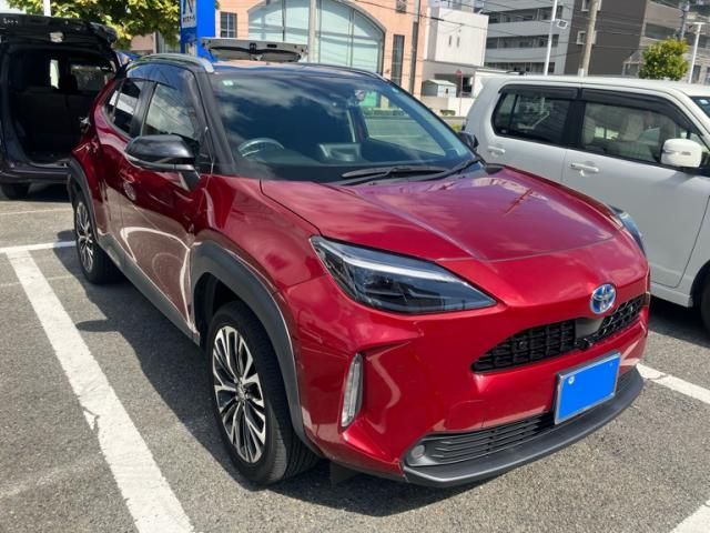 TOYOTA / YARIS CROSS HYBRID