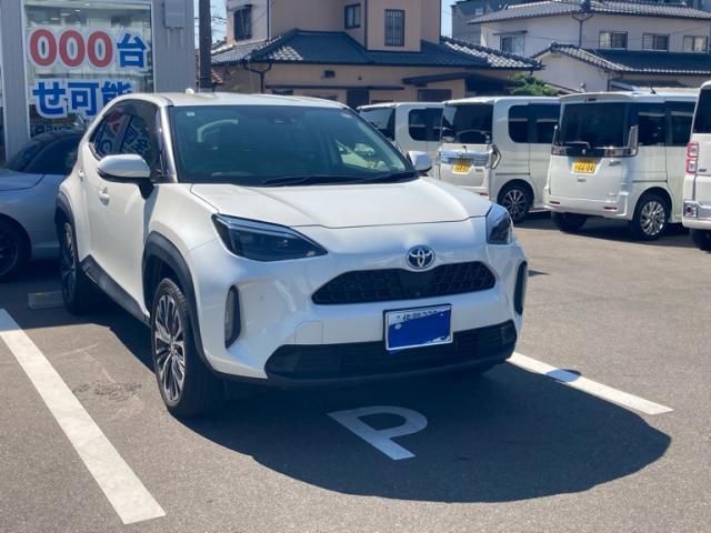 TOYOTA / YARIS CROSS HYBRID