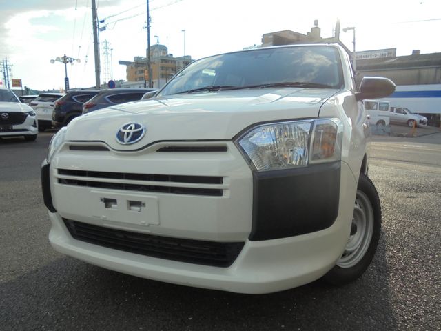 TOYOTA / PROBOX van HYBRID