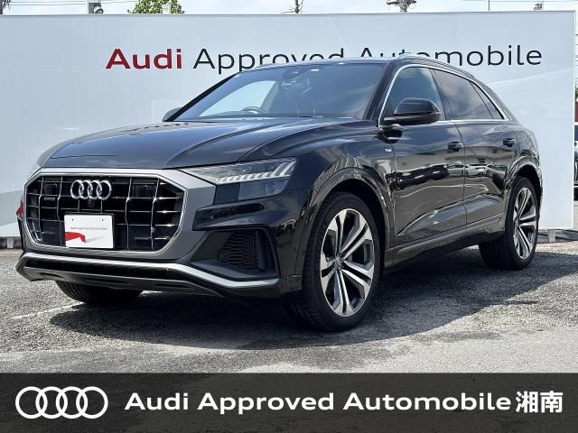 AUDI / AUDI Q8