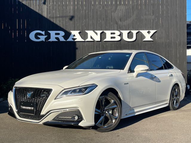 TOYOTA / CROWN sedan hybrid