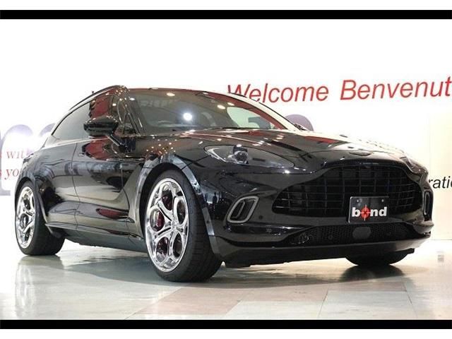 ASTON MARTIN / ASTON MARTIN SUV