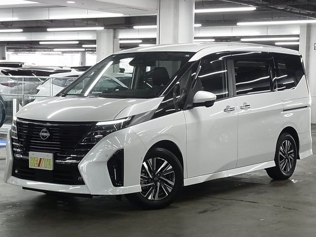 NISSAN / SERENA  WG