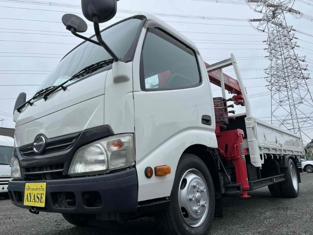 HINO / DUTRO