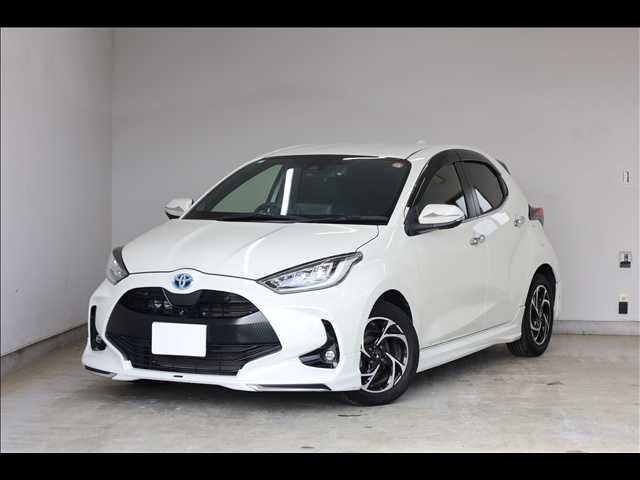 TOYOTA / YARIS HYBRID