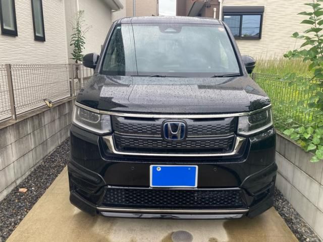 HONDA / ステップワゴンスパーダＨＶ