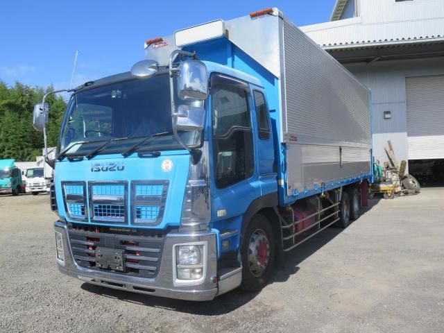ISUZU / GIGA