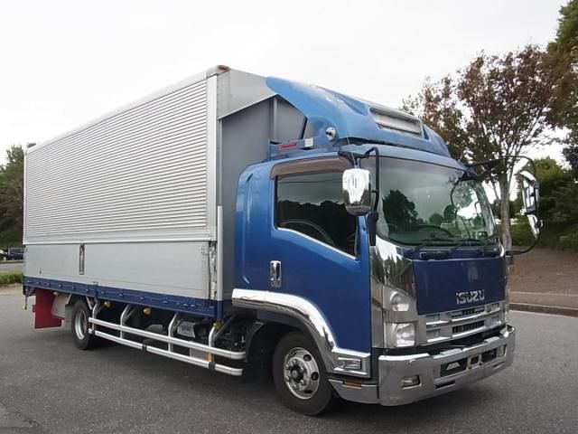 ISUZU / FORWARD