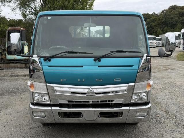 MITSUBISHI / CANTER