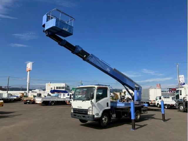 ISUZU / ELF