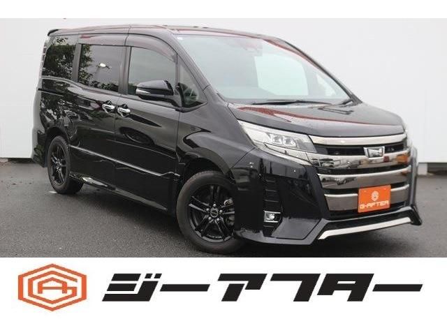 TOYOTA / NOAH