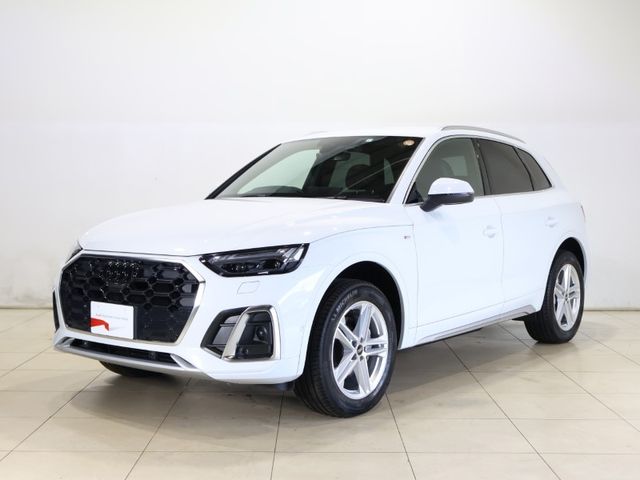 AUDI / AUDI Q5