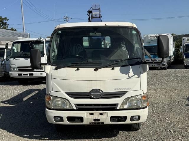 HINO / DUTRO