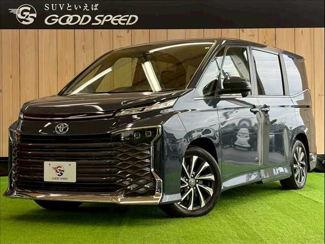 TOYOTA / VOXY HYBRID