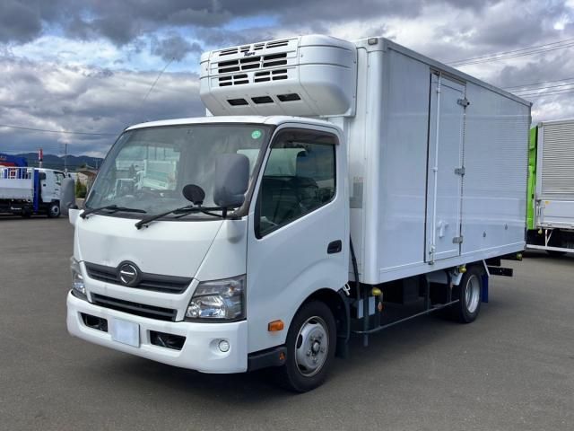 HINO / DUTRO