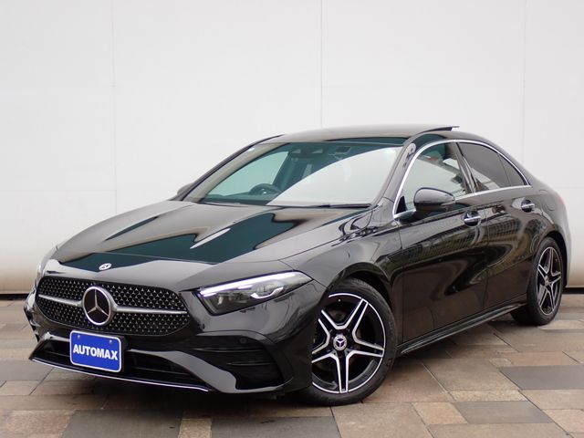 MERCEDES BENZ / MERCEDES BENZ A class sedan